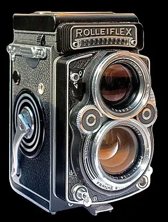 Le Rolleiflex, appareil emblématique d'une époque.