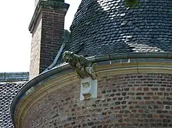 Gargouille décorative ajoutée au XIXe&nbsp;siècle.