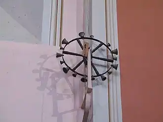 Roue à carillons, la seule de la région Auvergne-Rhône-Alpes.