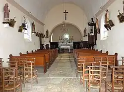 Intérieur de l’église avant redécouverte des peintures murales.