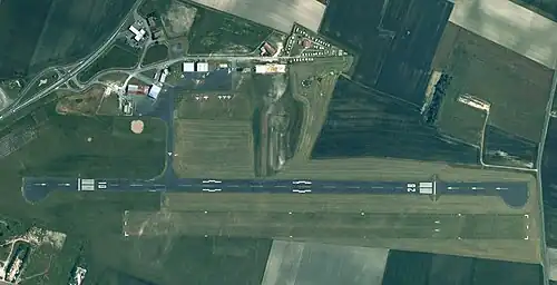 Aérodrome de Royan le 04 juin 2006.