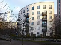 L'« arche » au nord de la tour.