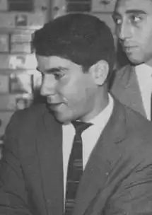 Description de cette image, également commentée ci-après