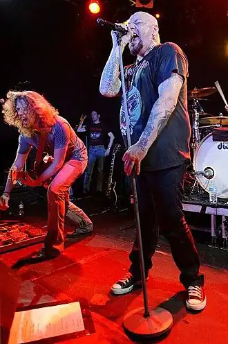 Description de cette image, également commentée ci-après