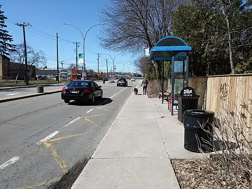 Description de l'image Saint-Charles - Beaconsfield.jpg.