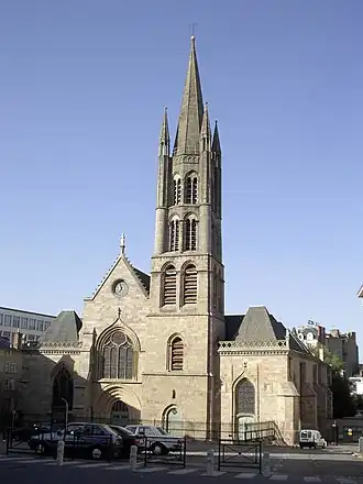 L’église Saint-Pierre-du-Queyroix.