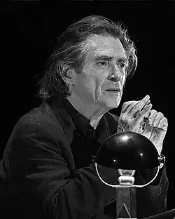 Description de cette image, également commentée ci-après