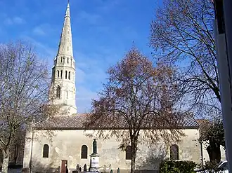 L'église Saint-Pierre-ès-Liens (déc.&nbsp;2009)