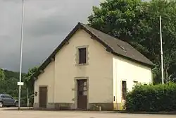 Ancienne maison du garde barrière.