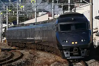 Série 787 (Services Relay Tsubame)