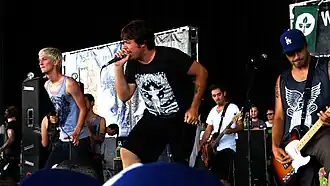 Description de cette image, également commentée ci-après