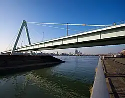 Le Severinsbrücke en 2008