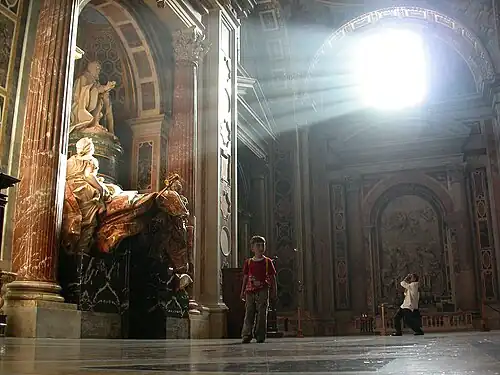 Vue latérale du tombeau d'Alexandre VII.