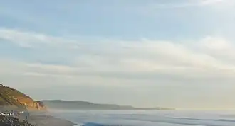 Vue du mont Soledad depuis la réserve d'État des pins de Torrey.