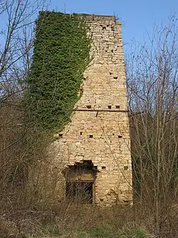 Ancien four à chaux.