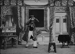 Description de cette image, également commentée ci-après