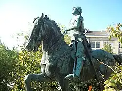 Statue de Jeanne d'Arc place du Cardinal-Luçon.