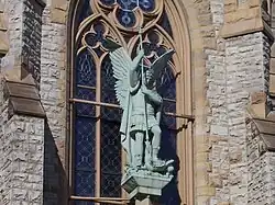 Statue de saint Michel Archange.