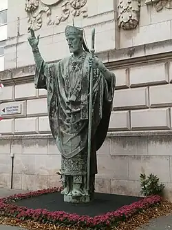 La statue de saint Martin avant rénovation.