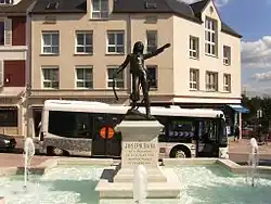 La statue de Joseph Bara place de la Victoire (1881).