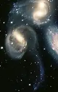 Vue partielle du Quintette imagé par le télescope spatial Hubble (1999).