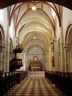 Intérieur de l'église Saint-Paul.