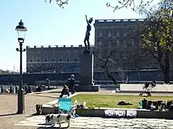 La vie à Strömparterren, avril 2014.