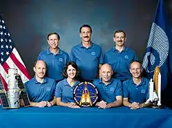 Derrière : Covey, Hoffman et AkersDevant : Bowersox, Thornton, Musgrave et Nicollier