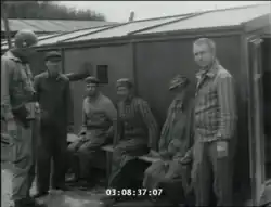 Survivants libérés à Kaufering I.