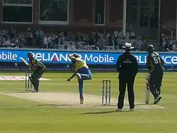 Photo de Lasith Malinga au lancer en 2009