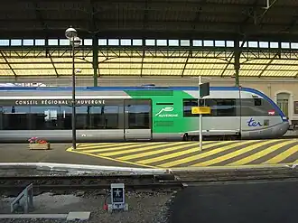 TER en gare d'Aurillac.