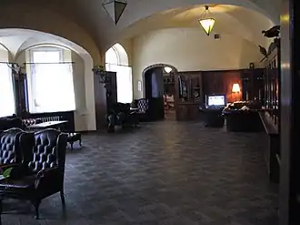 Vue de l'un des salons du rez-de-chaussée.