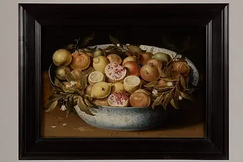 Citrons, grenades et branches de citronnier dans une coupe en porcelaine de Chine, Avignon, Musée Calvet