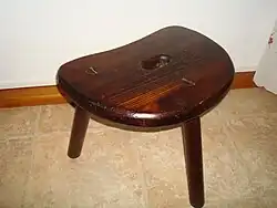 Ancien tabouret d'artisan.