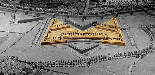 Ouvrage à cornes sur le plan-relief de Tournai.