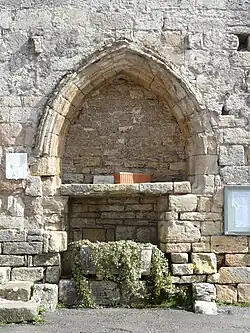 L'enfeu de la façade ouest.