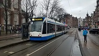 Rame bidirectionnelle à plancher bas à la station Westermarkt (2022).