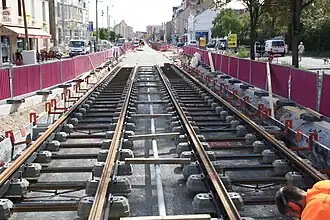Vue du chantier du Tramway dans l'avenue du Drapeau
