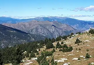Massif de Tres Estelles, vue vers le nord-ouest (au loin : Massif du Madrès)