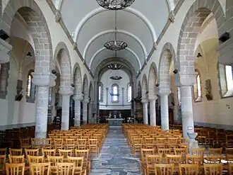 Nef de l'église de Trescalan