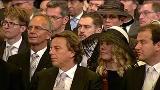 Les membres du gouvernement dans le public du discours du trône, en 2016.