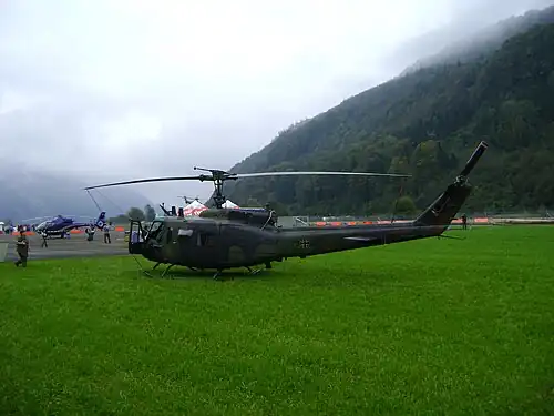 Un UH-1 de la Bundeswehr lors d'un meeting aérien à Alpnach&nbsp;(en) en 2014.
