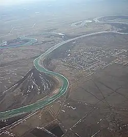 Le fleuve Oural dans le Nord-Ouest du Kazakhstan.