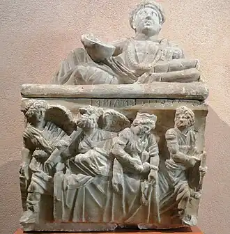 Urne funéraire. Marbre. Chiusi IIe siècle