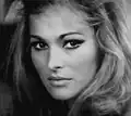Ursula Andress(Alexandrine Pinardel)