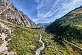 Vue vers l'amont du val Ferret italien.