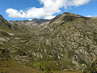 La vallée de Siscar. À droite : le pic de Nérassol (2633m).