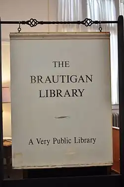 Enseigne de la bibliothèque Brautigan au Clark County Historical Museum (ancienne bibliothèque Carnegie), à Vancouver, Washington, États-Unis.
