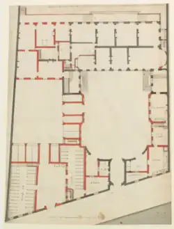 Une variante du quatrième projet de rez-de chaussée modifie légèrement l'aménagement des pièces, et renforce encore l'uniformité de la façade sur jardin en prolongeant le perron jusqu'à l'extrémité ouest.