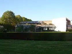 Le restaurant de direction.